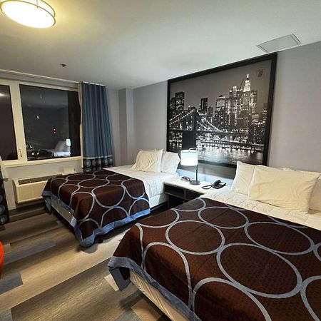 Hotel Super 8 By Wyndham Brooklyn Fulton Street Broadway Junction New York Exterior foto
